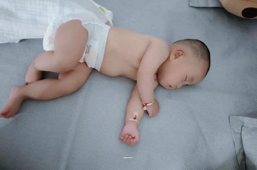 银川三个月宝宝头围 银川三个月宝宝头围